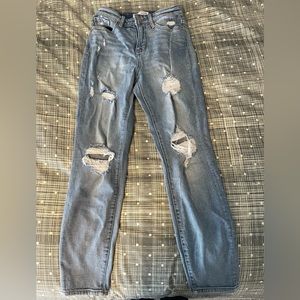 Women’s BKE (Buckle) Mom Jeans. Size 24. Like new, only worn 2-3 times.